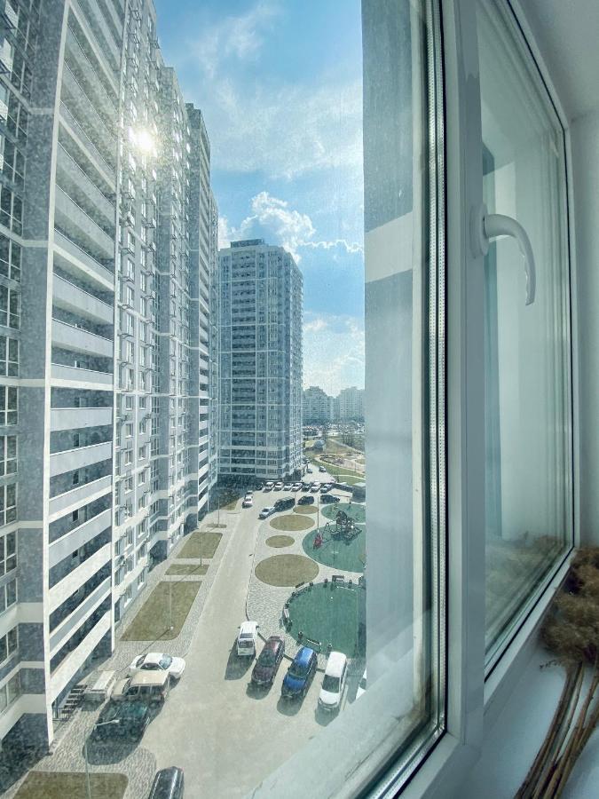 Myfreedom Апартаменти Метро Харківська Kiev Eksteriør billede